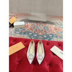 LV flat shoes